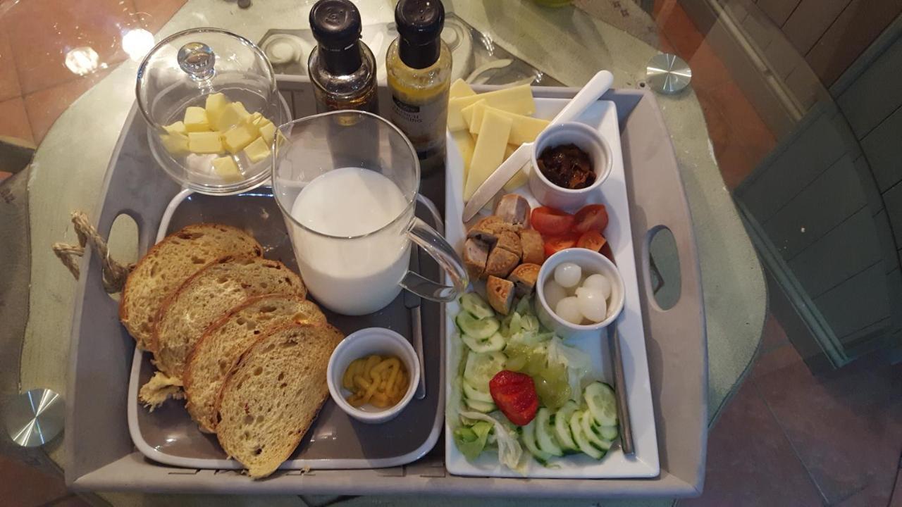 The White Dove Bed And Breakfast With Glamping Newark Showground Bagian luar foto